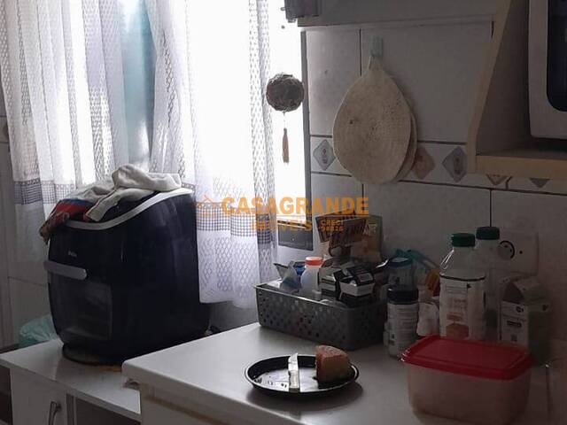 Apartamento para Venda em São José dos Campos - 3