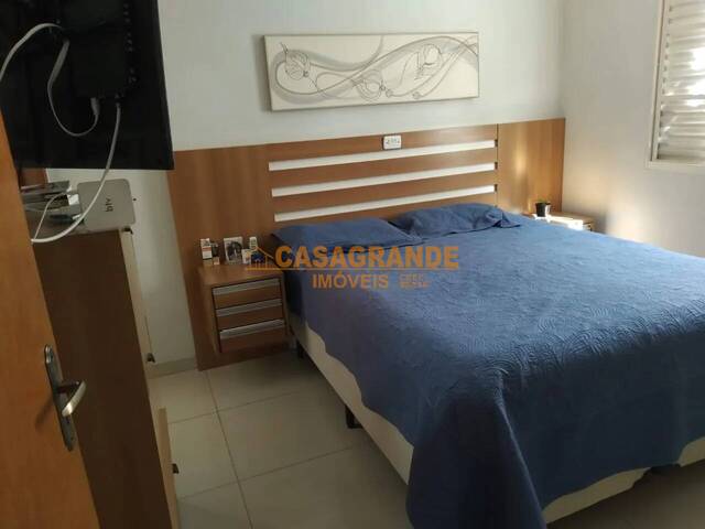 Casa para Venda em São José dos Campos - 5