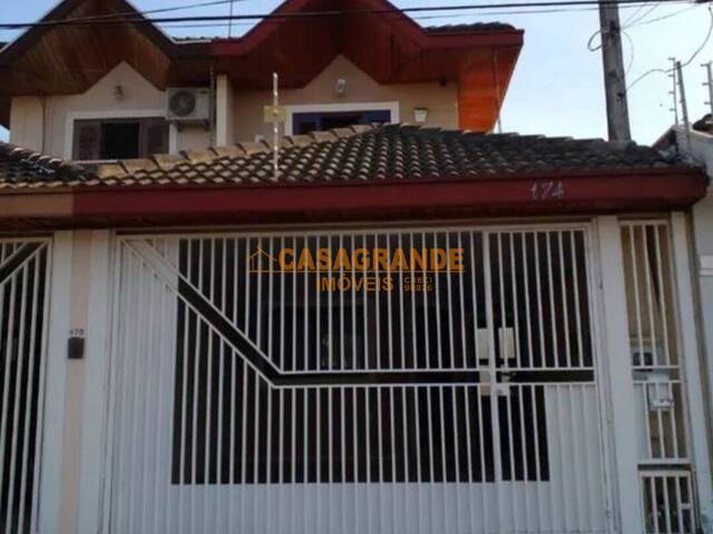 #10894 - Casa para Venda em São José dos Campos - SP - 1