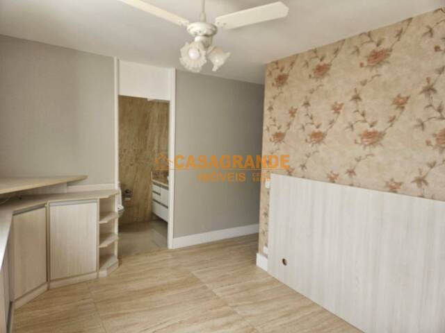 Apartamento para Venda em São José dos Campos - 4