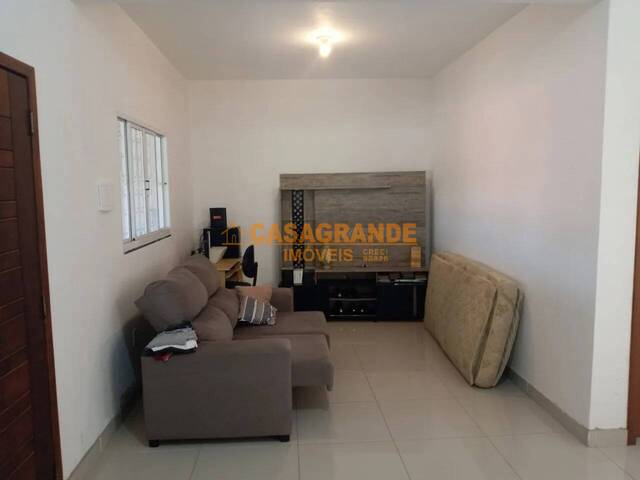 #10904 - Casa para Venda em São José dos Campos - SP - 2