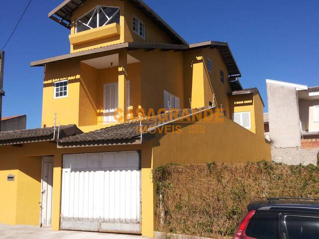 Venda em Residencial Santa Paula - Jacareí
