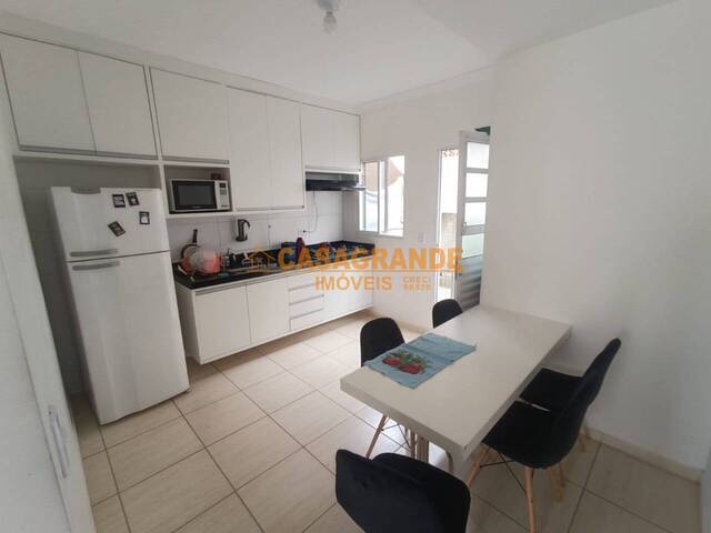 #10957 - Casa para Venda em São José dos Campos - SP - 2