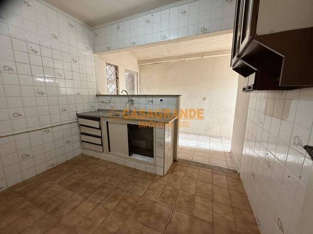 #10940 - Casa para Venda em São José dos Campos - SP - 2