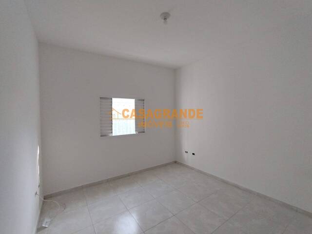 Casa para Venda em São José dos Campos - 5