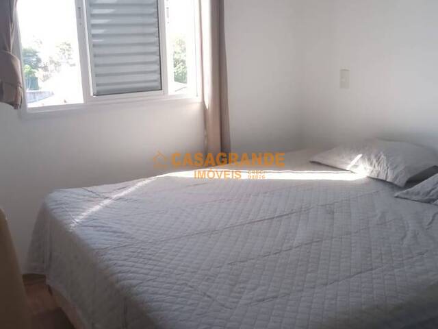 #10990 - Apartamento para Venda em São José dos Campos - SP