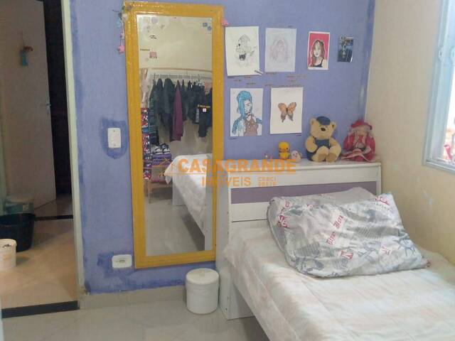 Casa para Venda em São José dos Campos - 5
