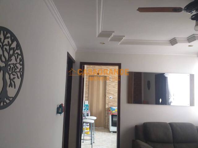 Apartamento para Venda em São José dos Campos - 3