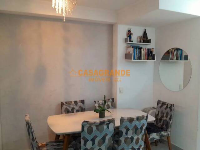 #11022 - Apartamento para Venda em São José dos Campos - SP - 2