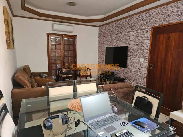 #11040 - Casa para Venda em São José dos Campos - SP - 2