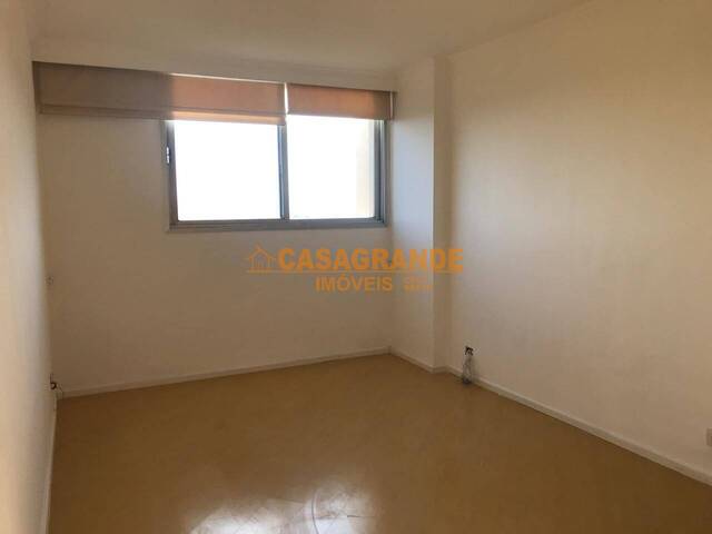 Apartamento para Venda em São José dos Campos - 3