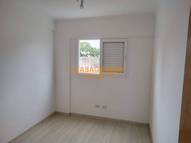 #11061 - Apartamento para Venda em São José dos Campos - SP - 3