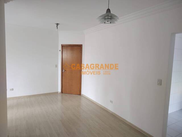#11061 - Apartamento para Venda em São José dos Campos - SP - 2