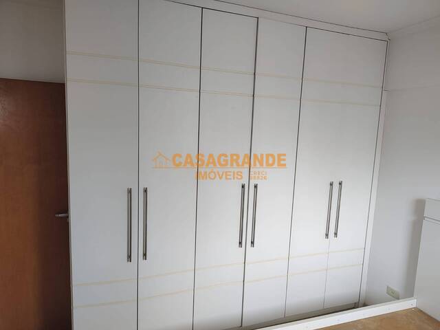 Apartamento para Venda em São José dos Campos - 4