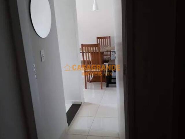 #11077 - Apartamento para Venda em Jacareí - SP - 3