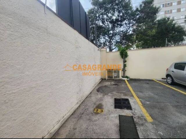 Apartamento para Venda em São José dos Campos - 4
