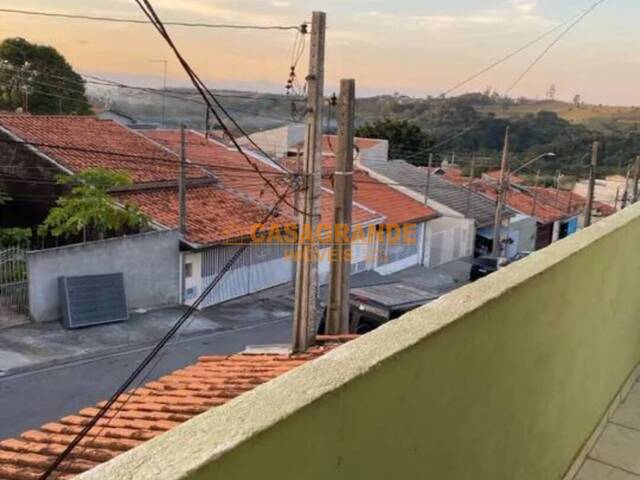 Casa para Venda em São José dos Campos - 5