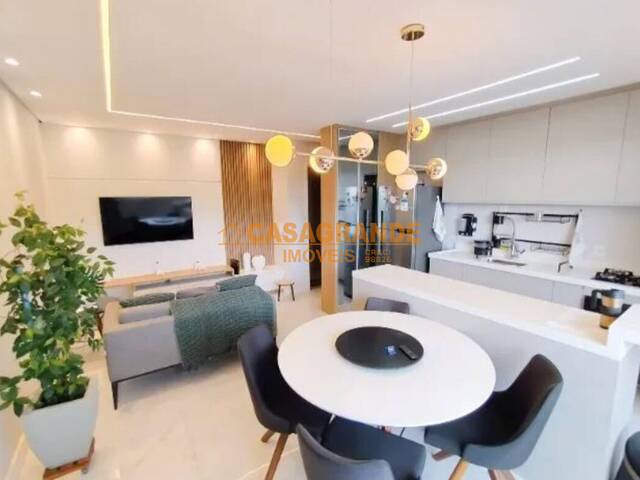 #11130 - Apartamento para Venda em São José dos Campos - SP - 1