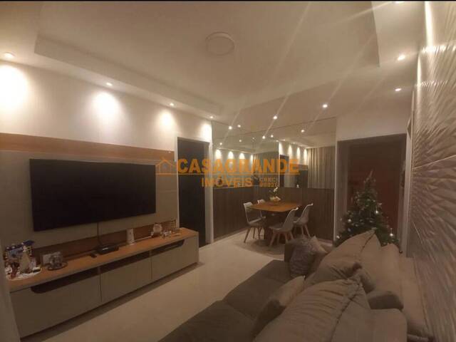 Apartamento para Venda em São José dos Campos - 2