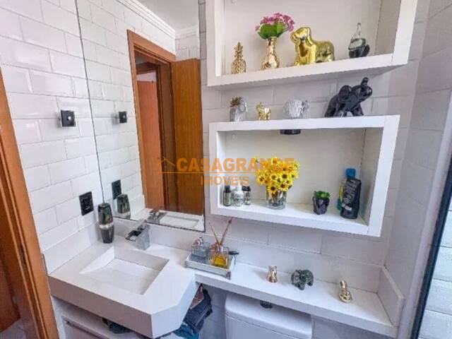 Apartamento para Venda em São José dos Campos - 5