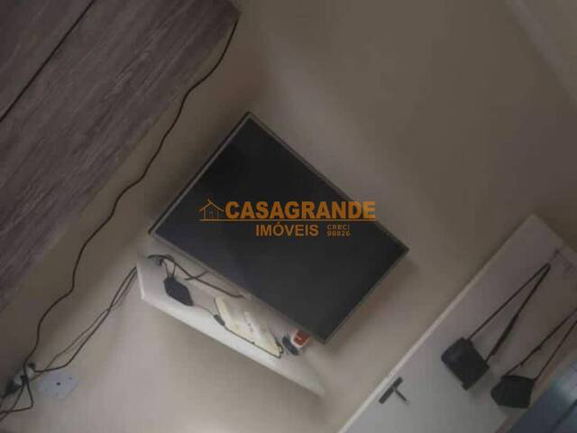 Casa para Venda em São José dos Campos - 5