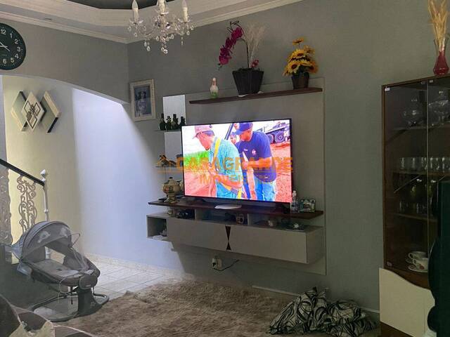 Casa para Venda em São José dos Campos - 5