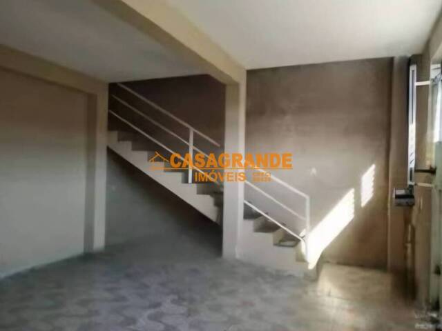 Casa para Venda em São José dos Campos - 4