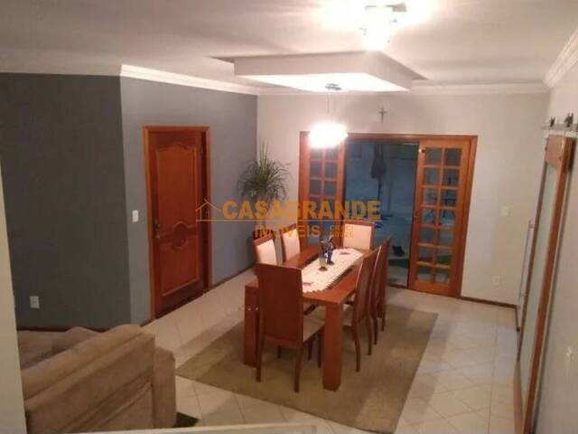 #11152 - Casa para Venda em São José dos Campos - SP