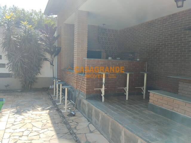 Casa para Venda em São José dos Campos - 5
