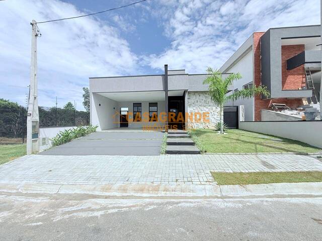 #11159 - Casa para Venda em Caçapava - SP - 2