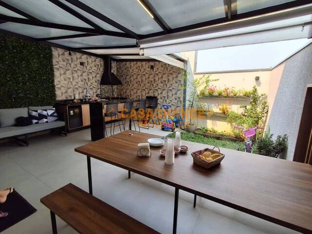 Casa para Venda em São José dos Campos - 4