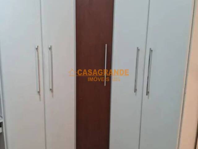 Apartamento para Venda em São José dos Campos - 4