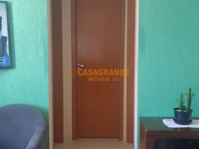 Apartamento para Venda em São José dos Campos - 4