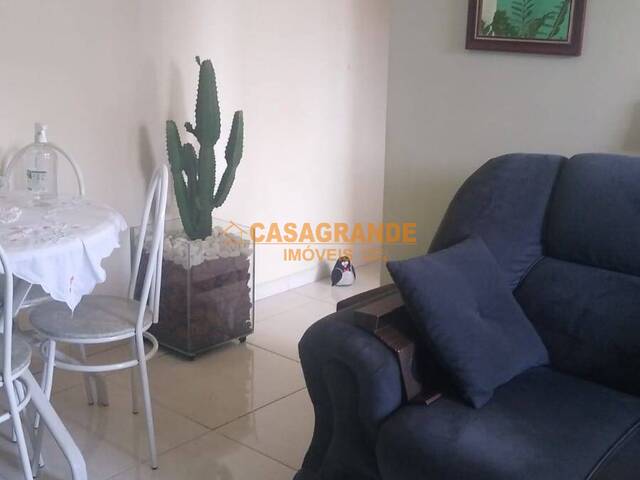 #11174 - Apartamento para Venda em São José dos Campos - SP