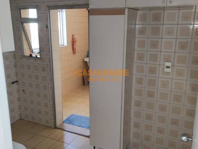 Apartamento para Venda em São José dos Campos - 5