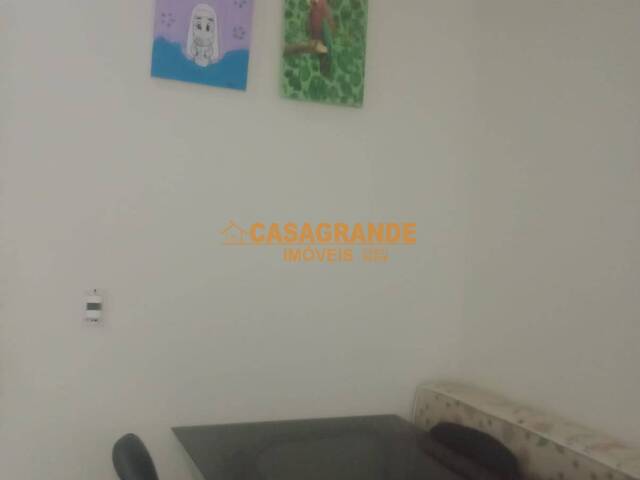 Apartamento para Venda em São José dos Campos - 4