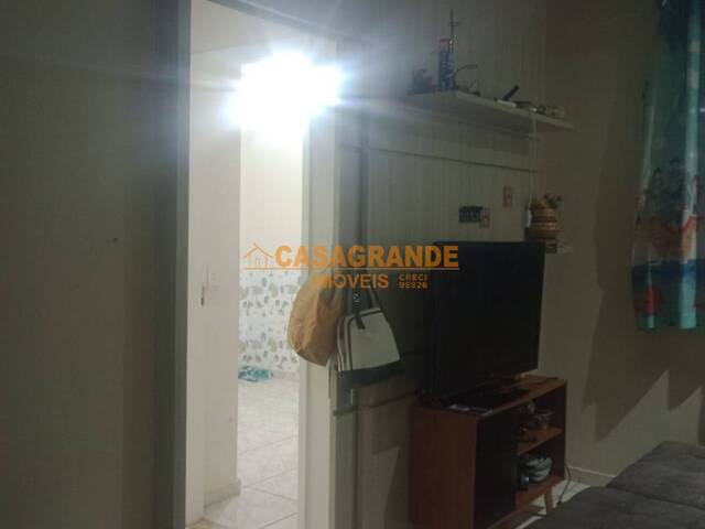 Apartamento para Venda em São José dos Campos - 5