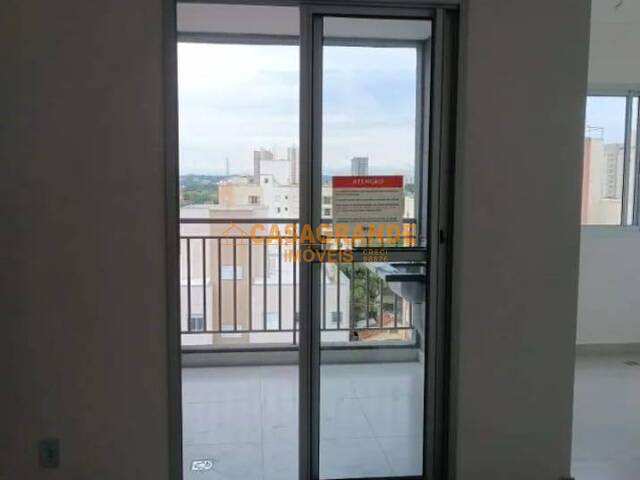 Apartamento para Venda em São José dos Campos - 4