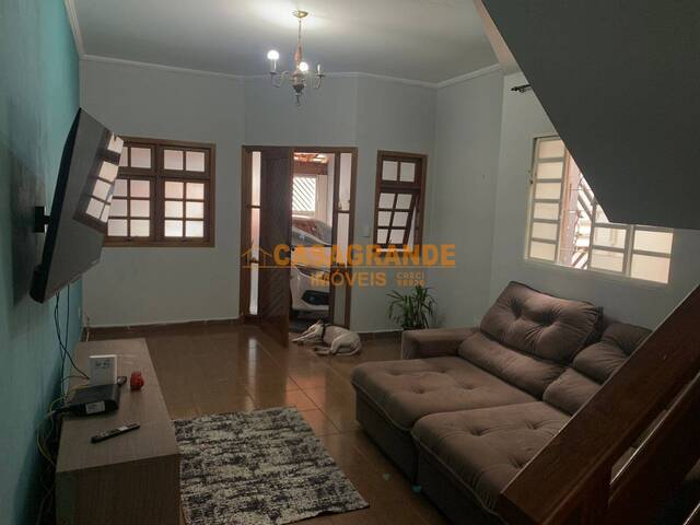 #11217 - Casa para Venda em São José dos Campos - SP - 2