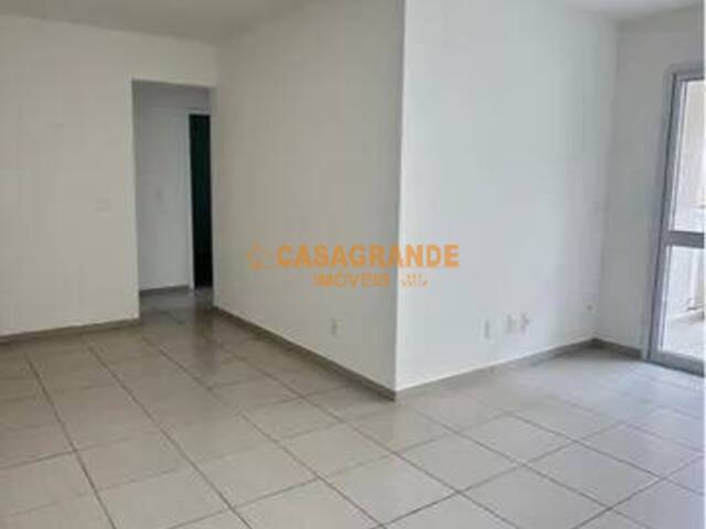 Apartamento para Venda em São José dos Campos - 4
