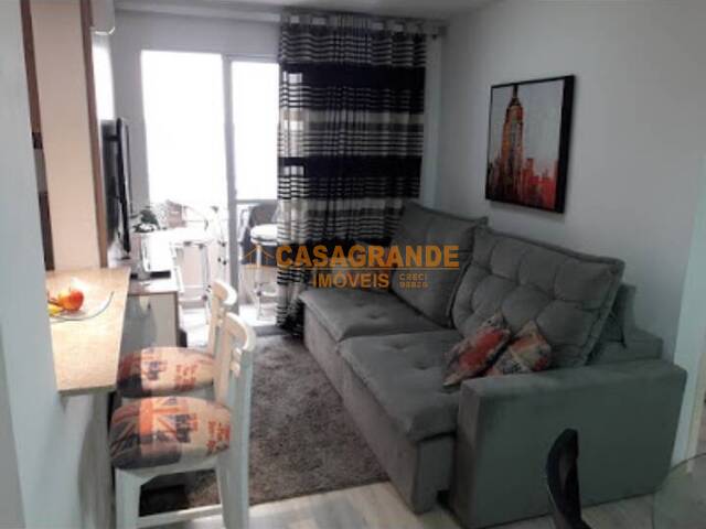 Apartamento para Venda em São José dos Campos - 2