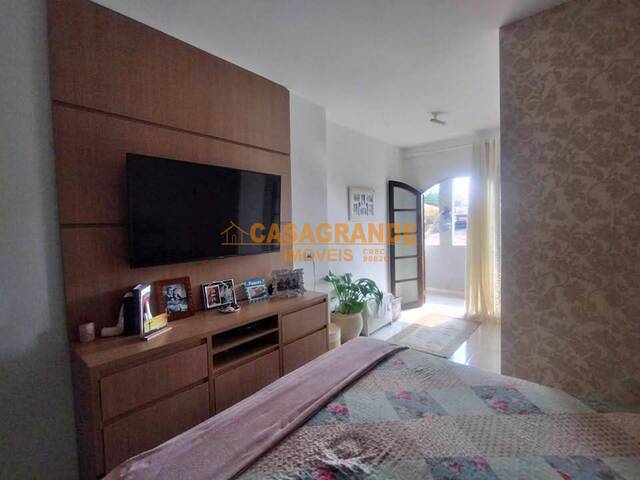 #11292 - Casa para Venda em São José dos Campos - SP - 2
