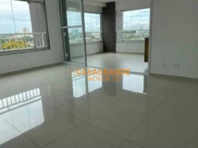 Apartamento para Venda em São José dos Campos - 2