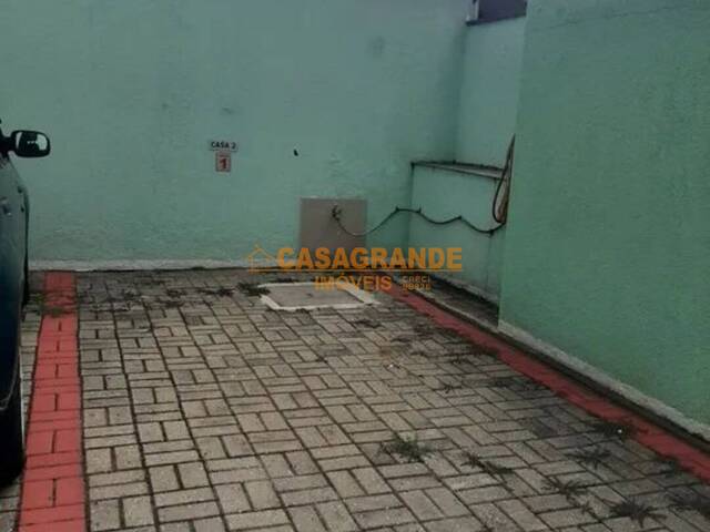 #11317 - Casa para Venda em São José dos Campos - SP - 2