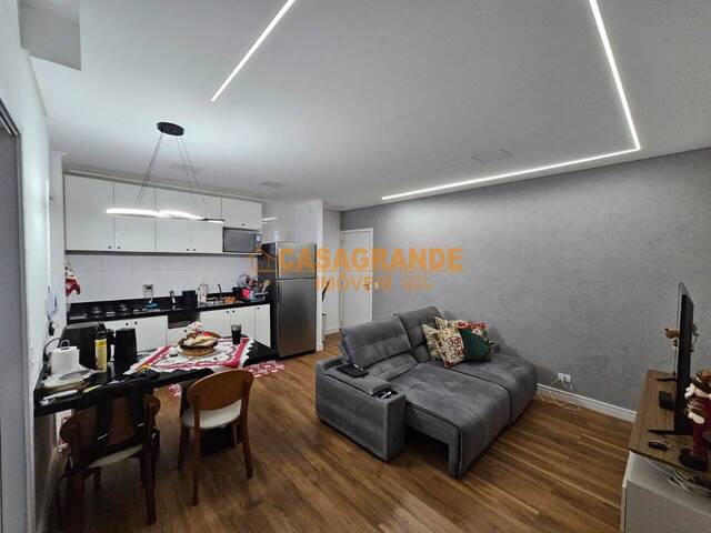 #11336 - Apartamento para Venda em Jacareí - SP - 2