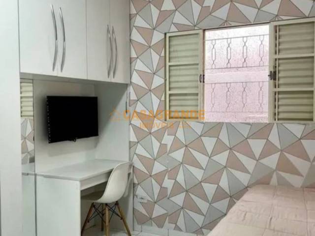Casa para Venda em São José dos Campos - 2