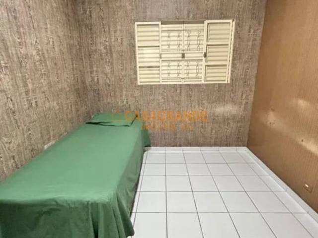 Casa para Venda em São José dos Campos - 4