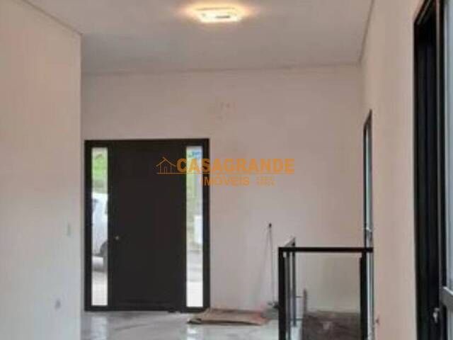 #11386 - Casa para Venda em São José dos Campos - SP - 2