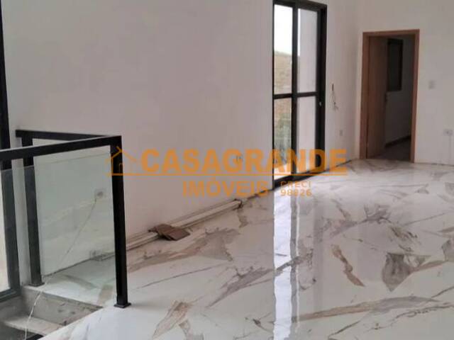 #11386 - Casa para Venda em São José dos Campos - SP - 3