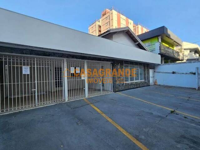 Casa para Venda em São José dos Campos - 2